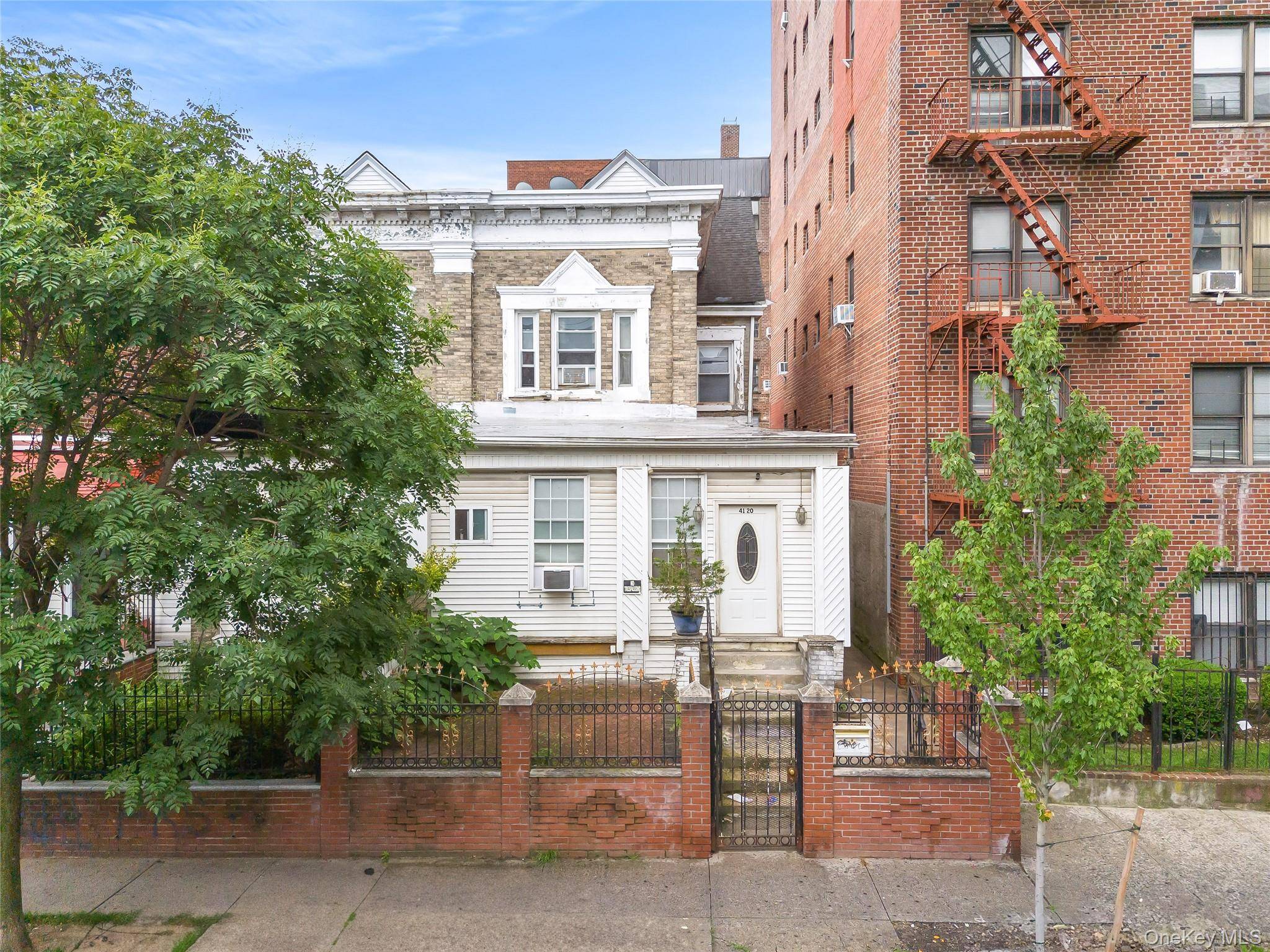Nestled on a quiet tree lined block in the heart of Elmhurst, this is a spacious and well maintained single family home offering 6 bedrooms and 4 full bathrooms across ...