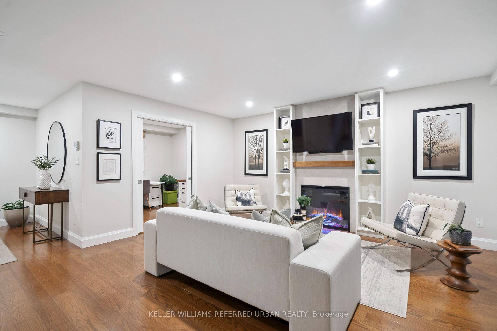 This stunning 3 bedroom side split in the heart of Oakville has been completely reinvented from the ground up.