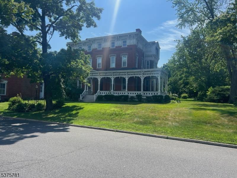 This home is only available with purchase of 7 property package.