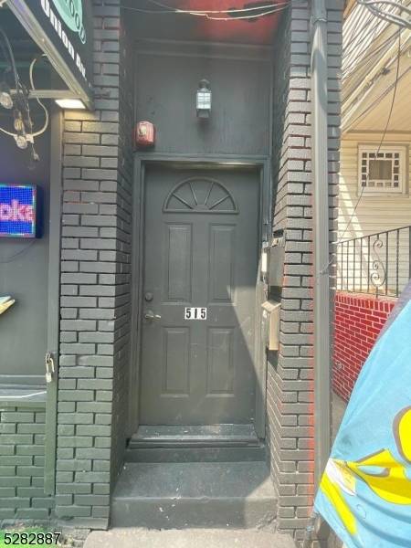 Now is your time to invest and this 3 unit mixed use property Is It !