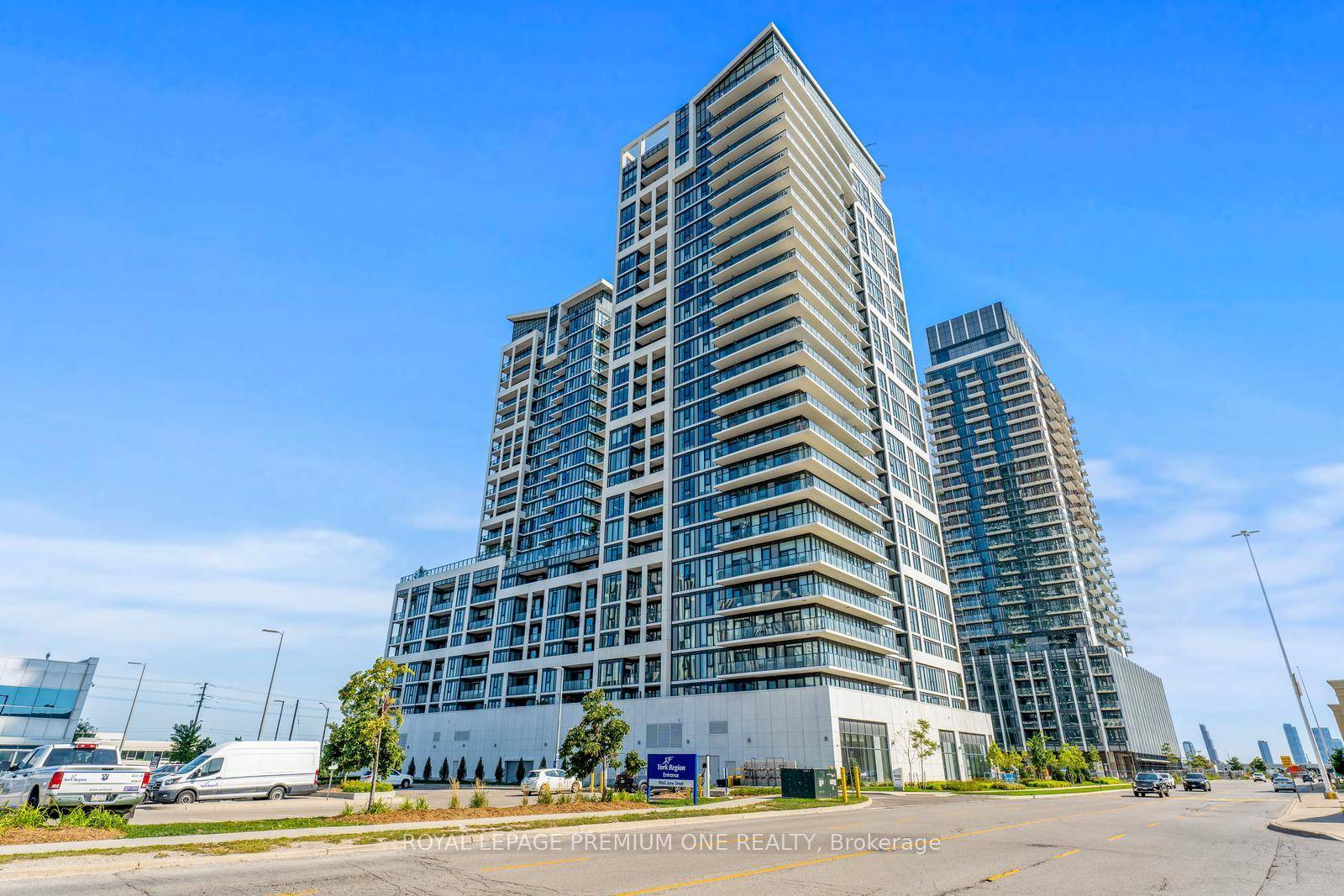 Welcome to Charisma West Tower !