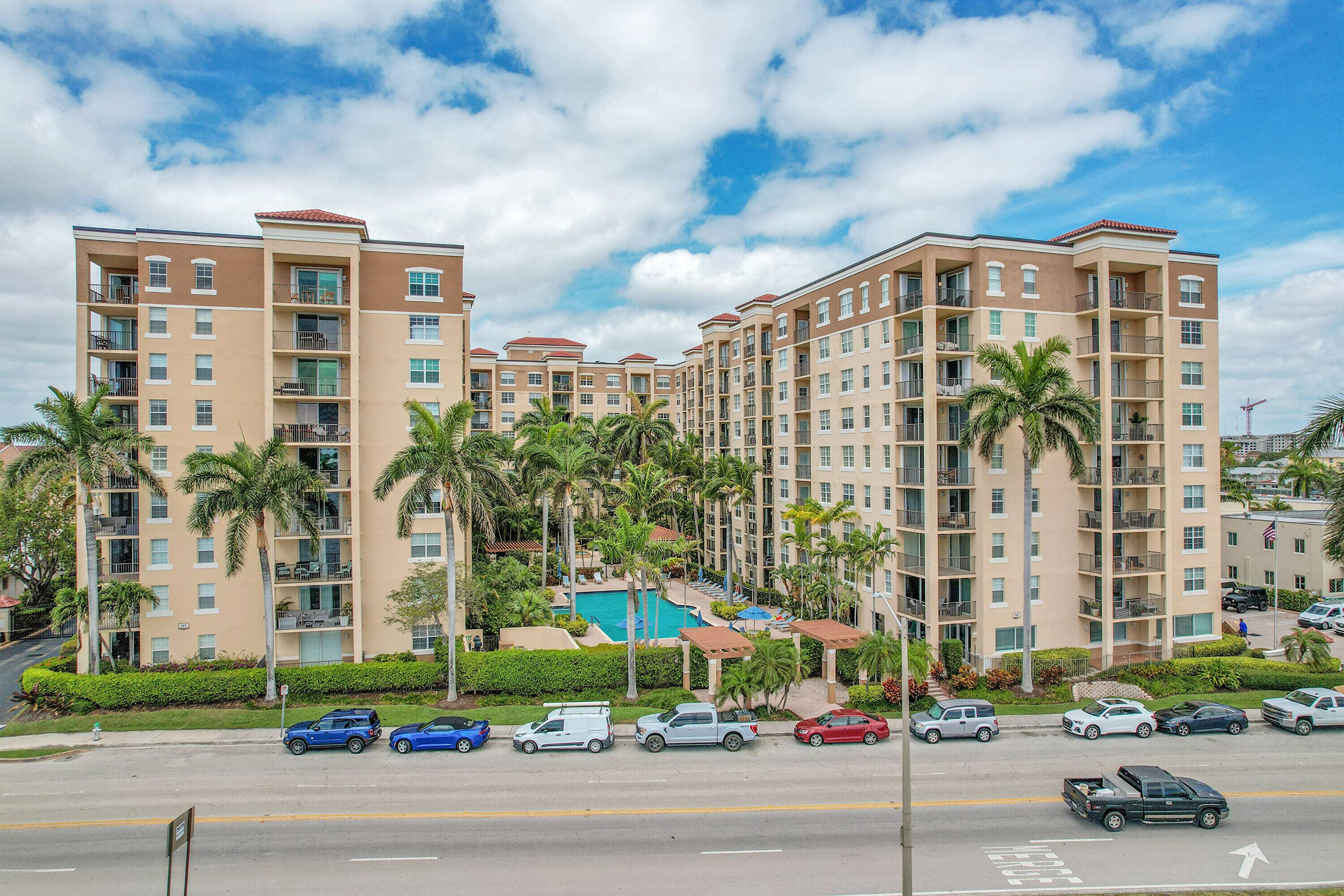 Discover the perfect blend of style, comfort, and location in this charming one bedroom condo nestled in a beautifully maintained building in the heart of trendy West Palm Beach.