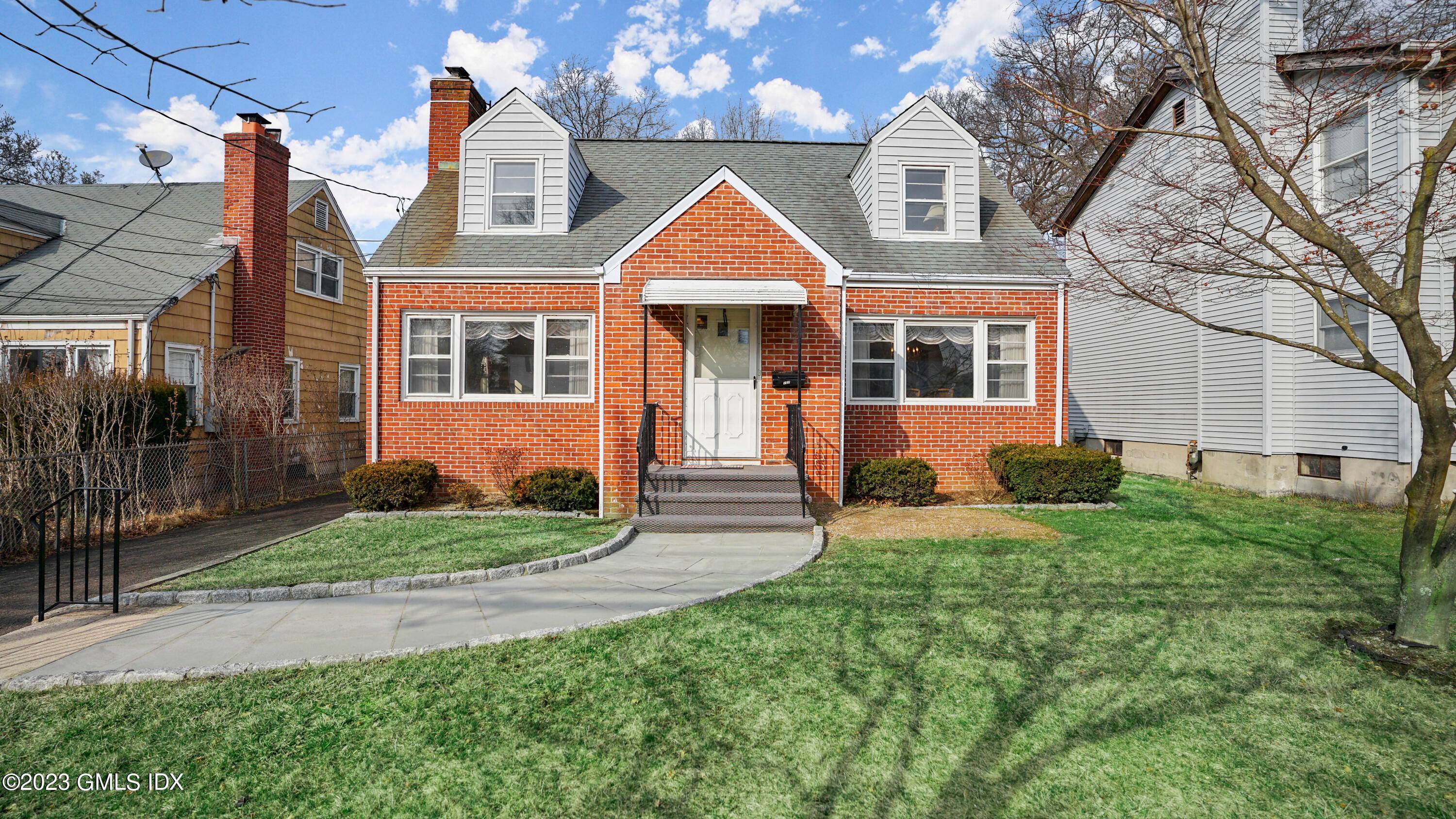 Come and see this gorgeous property backing up to Hubbard Heights Golf Course.
