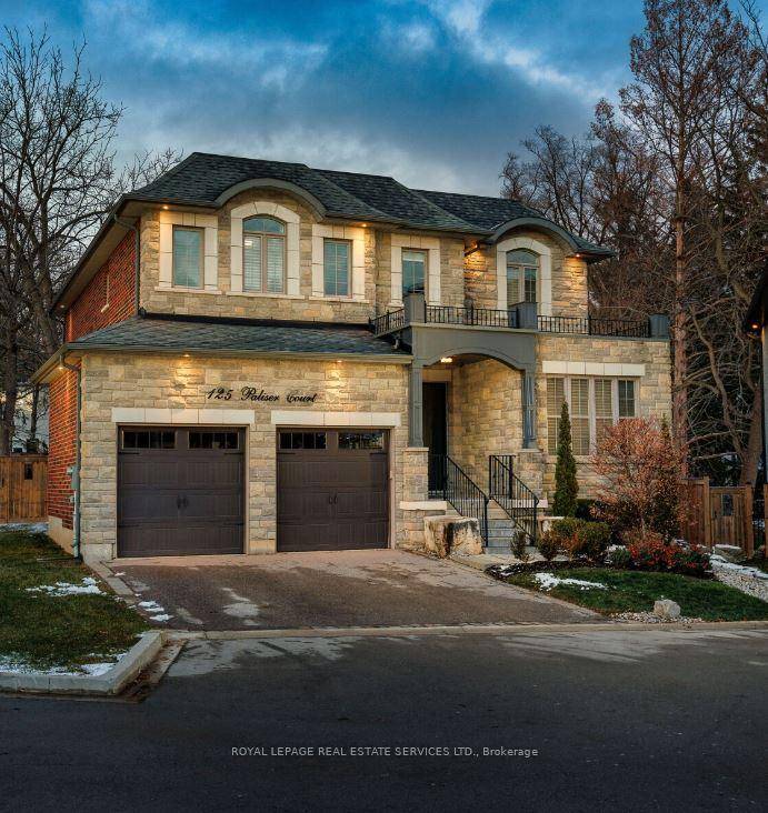 Exceptional value in one of South West Oakville's coveted enclaves.