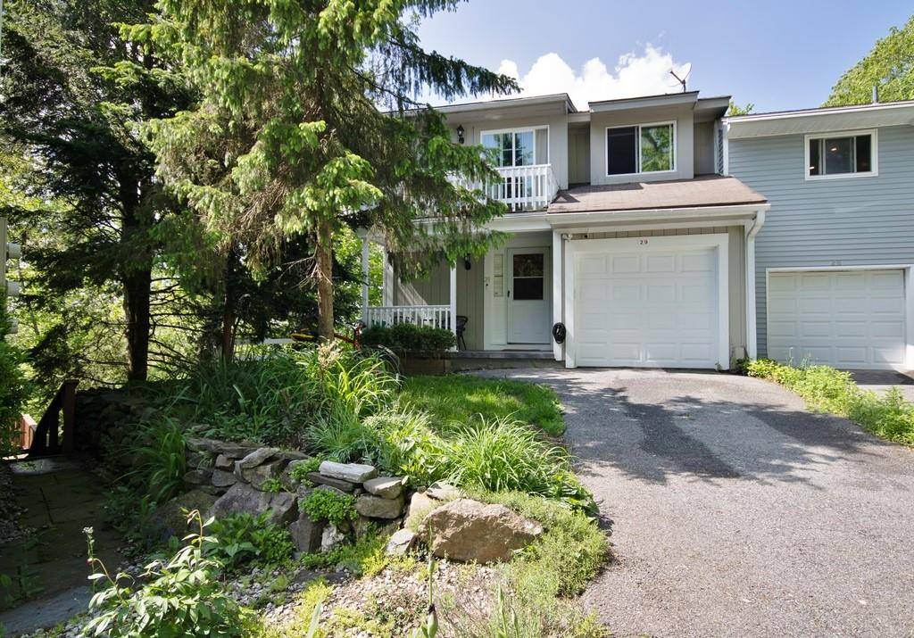 Offering the Wild Oaks community and NO HOA fee's !