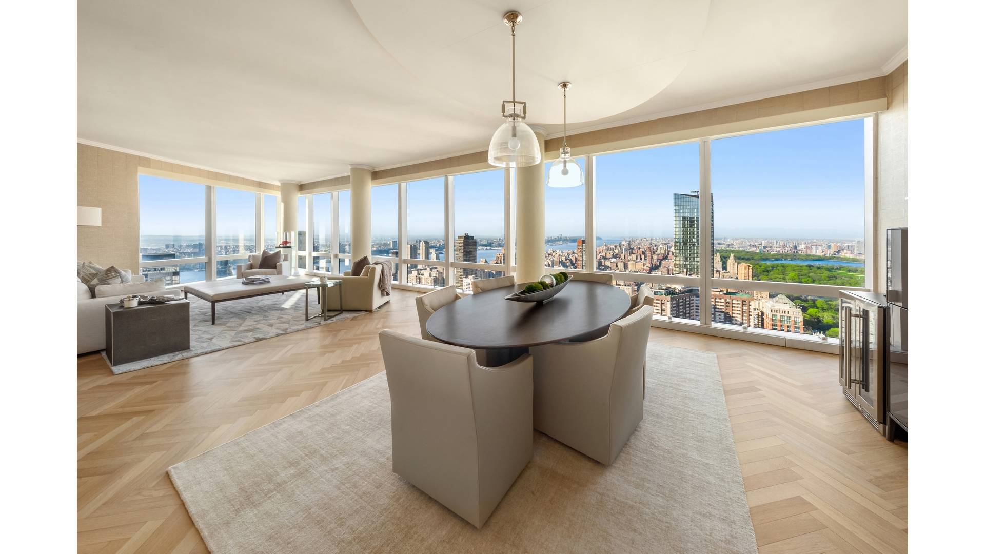 Suspended seventy two floors above the convergence of Central Park and the Hudson River, 72A at the Mandarin Oriental Residences is an address that requires no introduction, only an arrival.