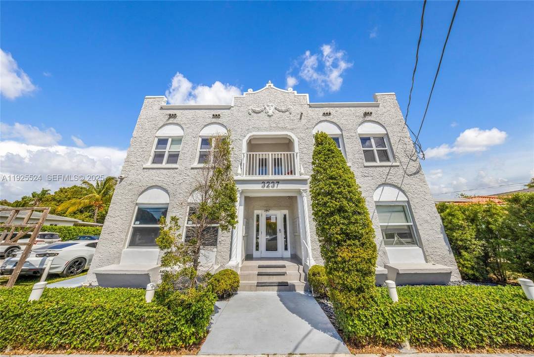 This two story building with 16 units 1 bad, 1 bathroom units has been immaculately renovated.