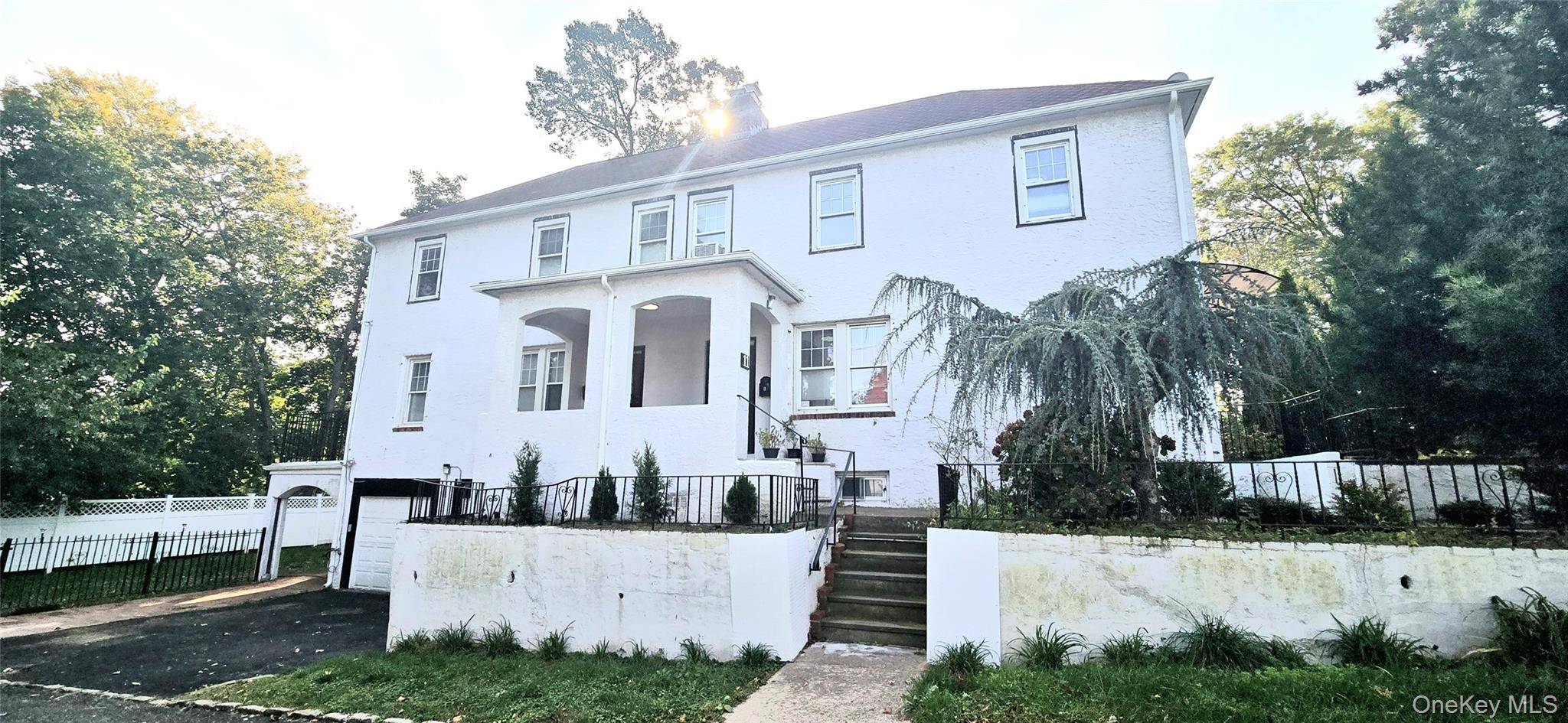 Welcome to this beautifully updated 3 bedroom, 1 bath home in the heart of Great Neck !