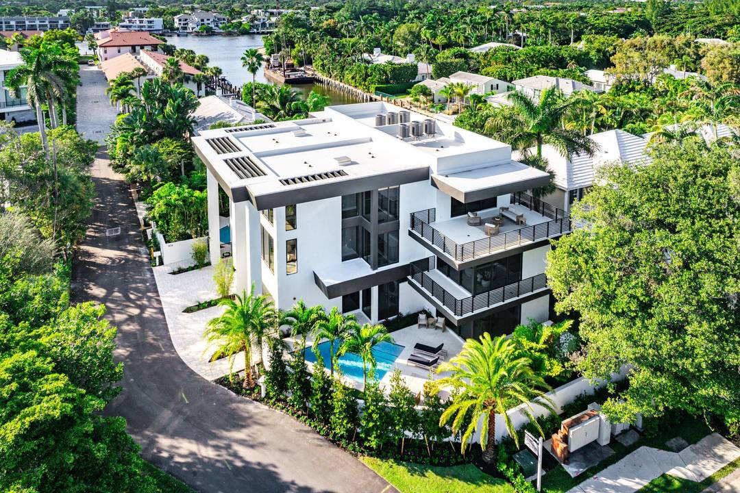 ''Salinas Villas'' is an exclusive new construction offering just one block from the beach.