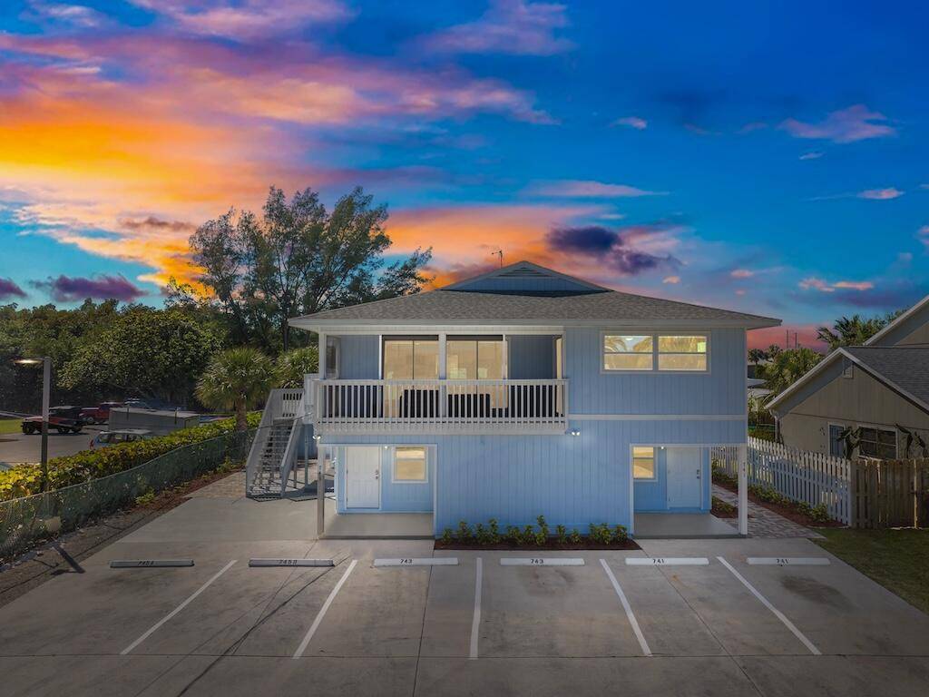 741 Hernando Street presents a unique opportunity to acquire a fully renovated, turnkey multifamily asset located just one block from the Atlantic Ocean on SouthHutchinson Island in Fort Pierce, Florida.