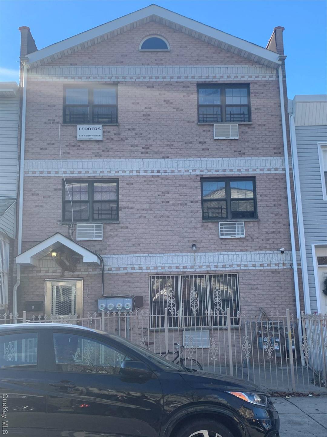 . MASSIVE BRICK Property In Stuyvesant Height Brooklyn.