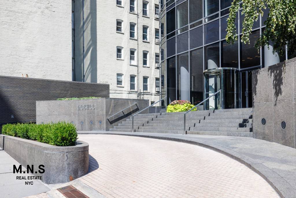 Luxury 1 Bedroom Now Available in Upper East Side !