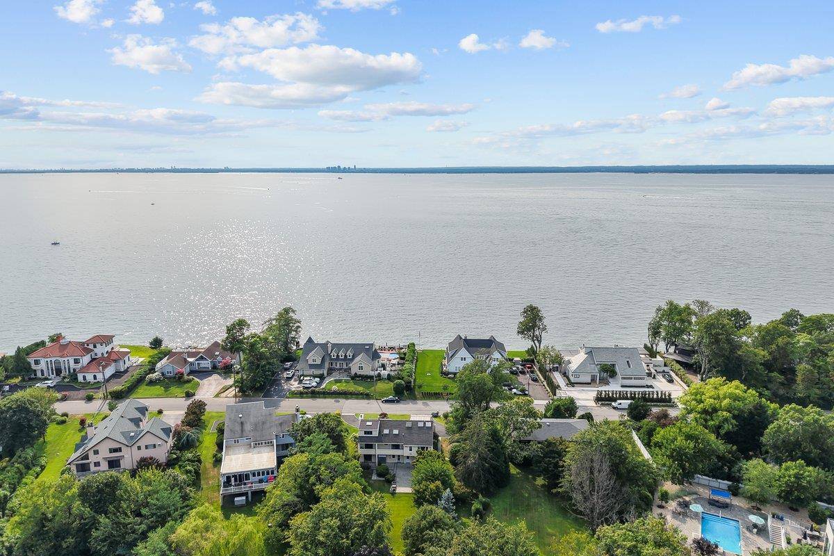 This lovely water view home in Glen Cove is in good, move in ready condition.