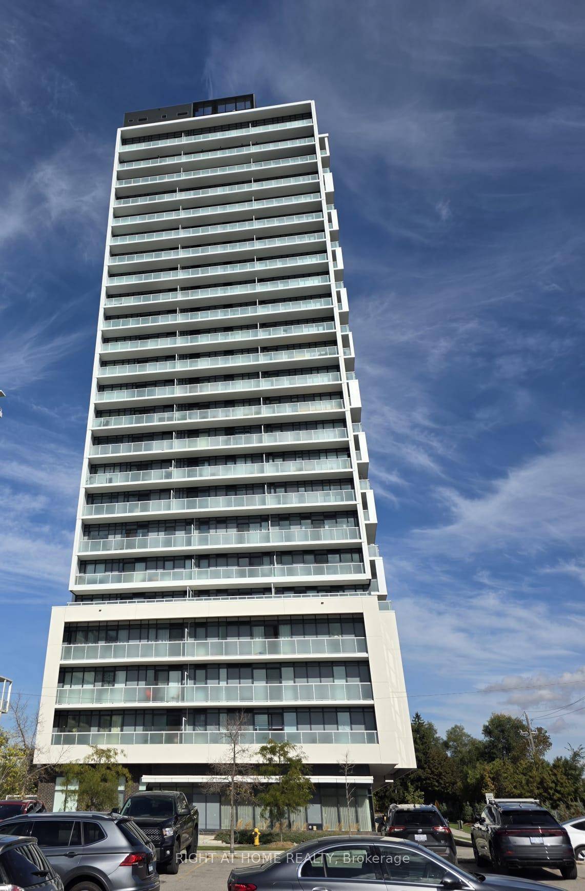 This spacious cornered Two Bedroom unit in Verde condo with unobstructed South East View.