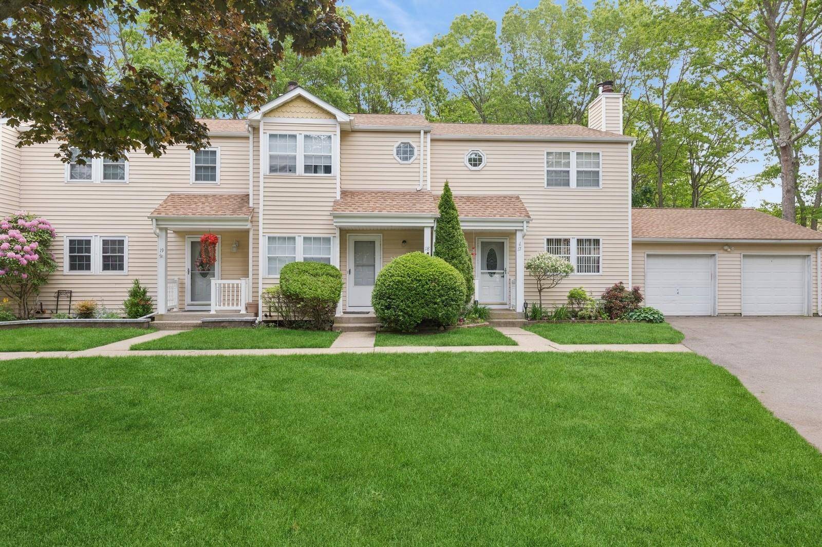 Welcome to this beautifully updated townhouse in Whispering Pines.