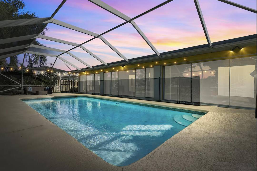 This is a 6 month max rental Month to month unit.