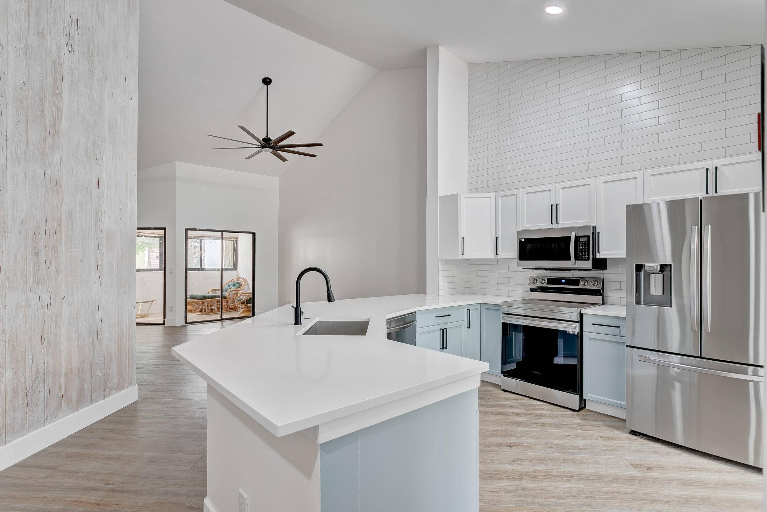 Welcome Home to Your Coastal Escape !