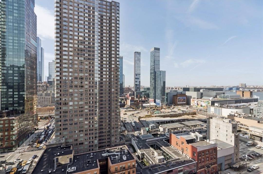 COMPLETELY RENOVATED, SUNNY WITH GREAT VIEWS !