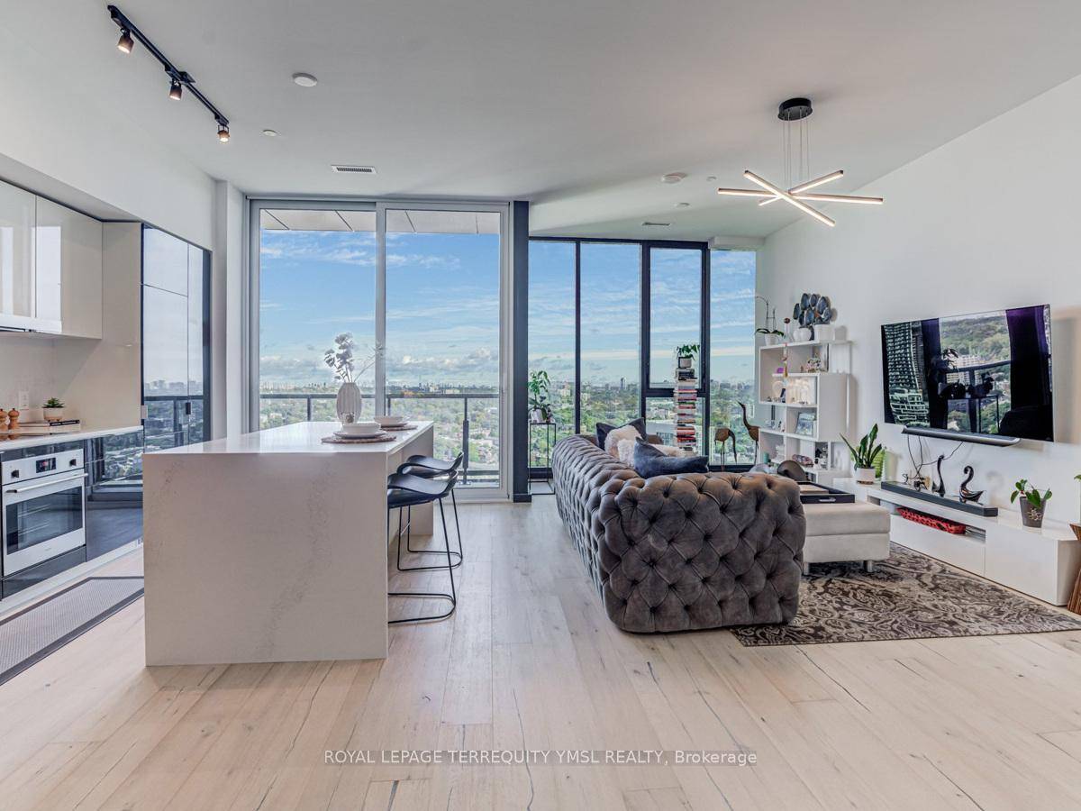 Penthouse Living at River City 3 A Rare Opportunity !
