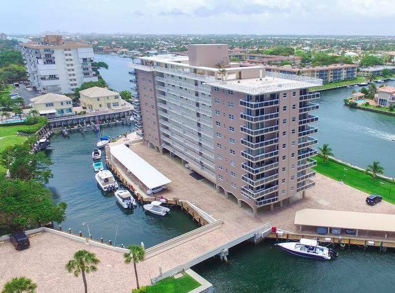 Stunning 2 bedroom, 2 bathroom Condo with direct intracoastal views and private beach access.