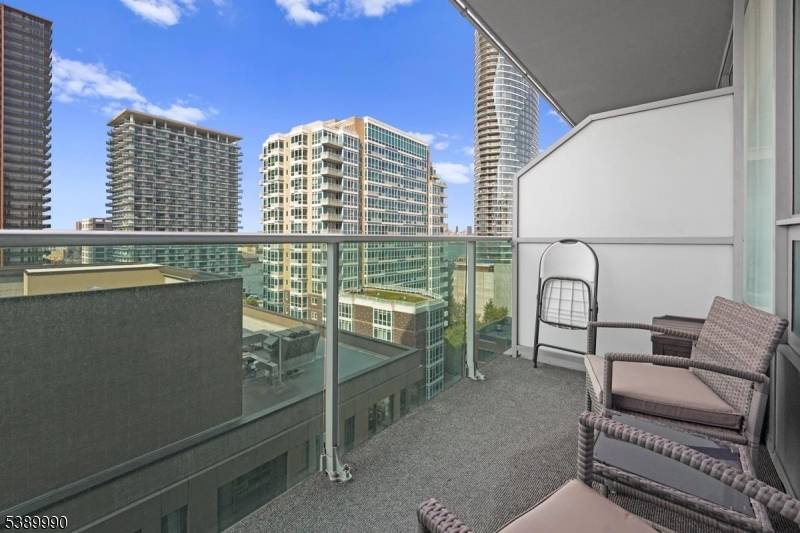 1 Bedroom Condo with Private Balcony Luxe Amenities Prime Jersey City Location Welcome to this beautifully maintained 1 bedroom, 1 bathroom home offering 840 sq ft of thoughtfully designed living ...