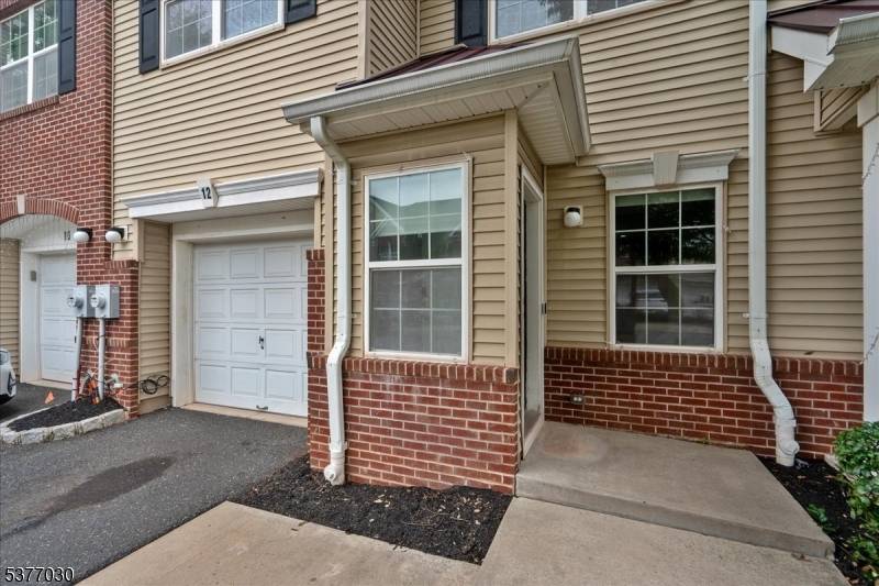 Discover this beautifully maintained 3 bedroom townhouse located in a gated community offering exceptional amenities and convenience.