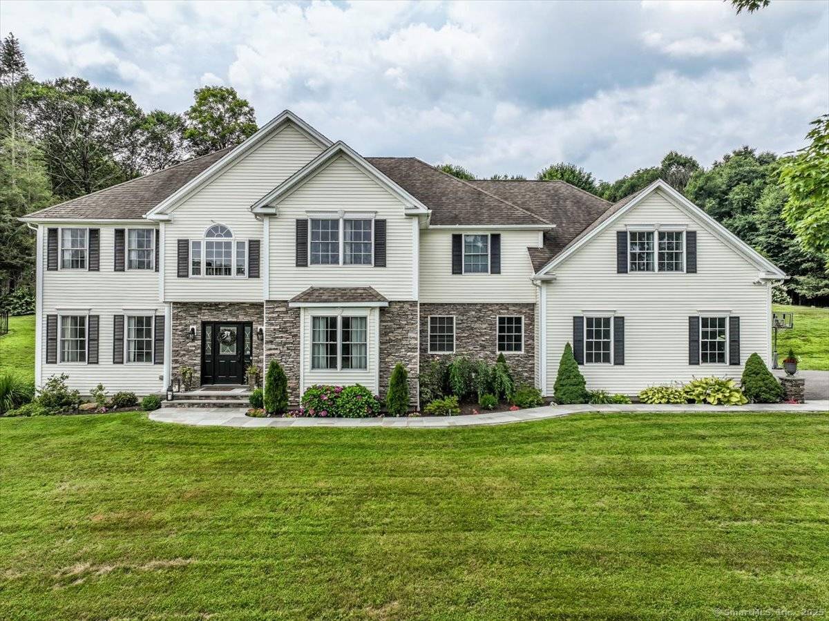 This beautiful home has been fully renovated and no detail was left behind !