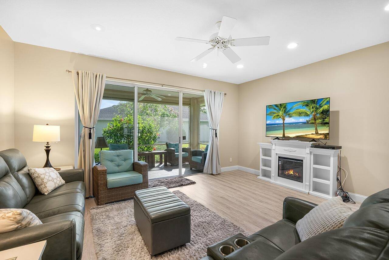MAJOR PRICE REDUCTION ! Discover this light, bright and spacious 2 Bed, 2 Bath home nestled in the active, gated community of Garden Grove.