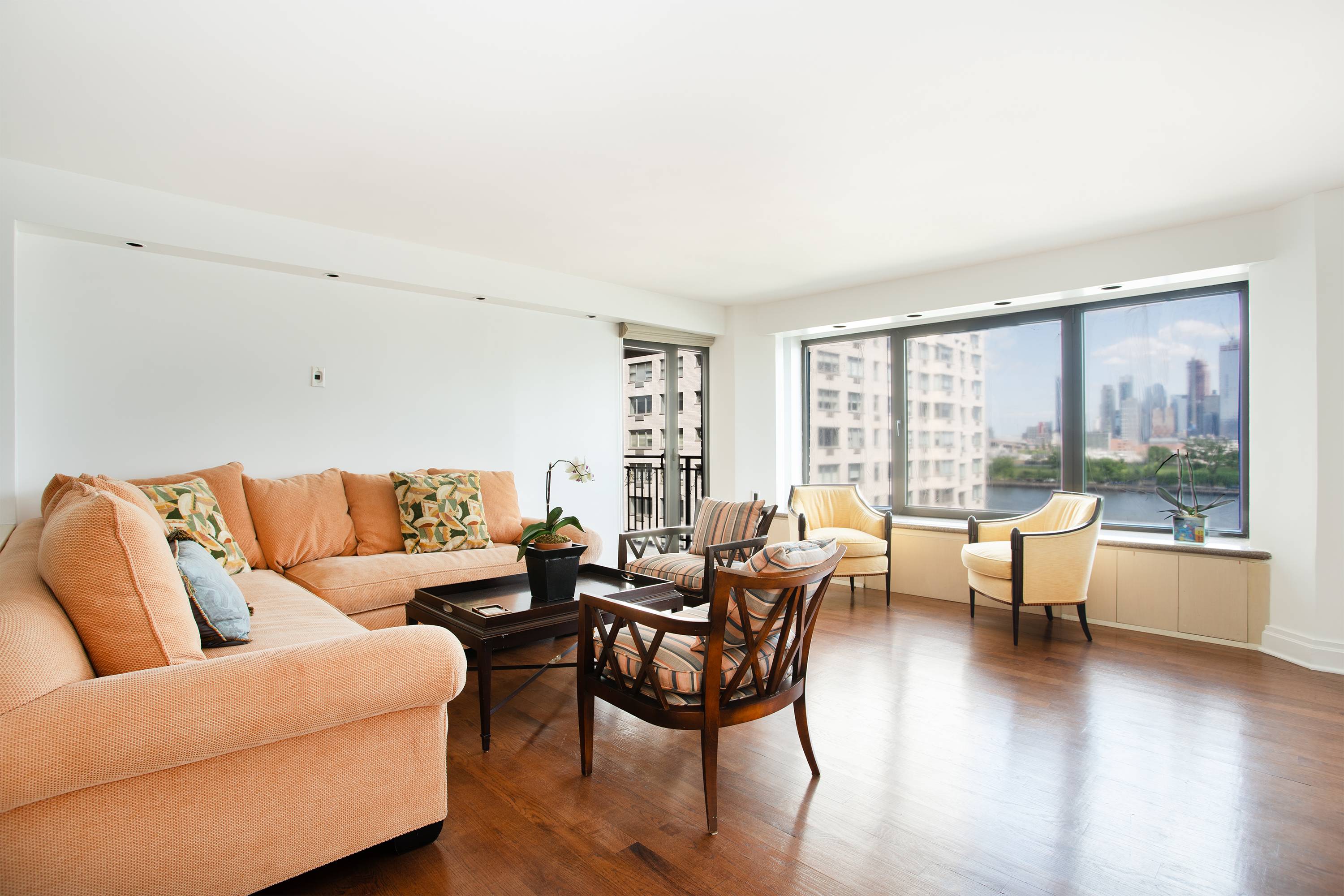 60 Sutton Place South is a distinguished full service building situated on Manhattan s East River.