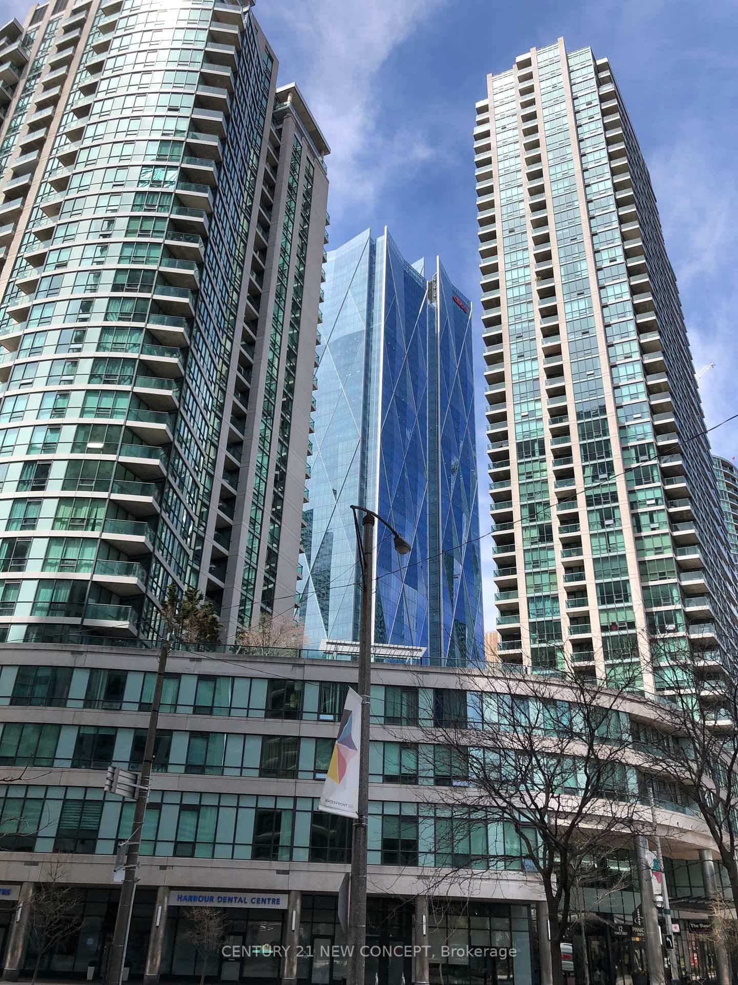 Pinnacle Center 1 Bed Den With 2 Baths, South Exposure To Lake View, Open Balcony, Renovated Washrooms, Laminate Floors, LED Lights, S S Kitchen Appliances, 1 Parking And 1 Locker, ...