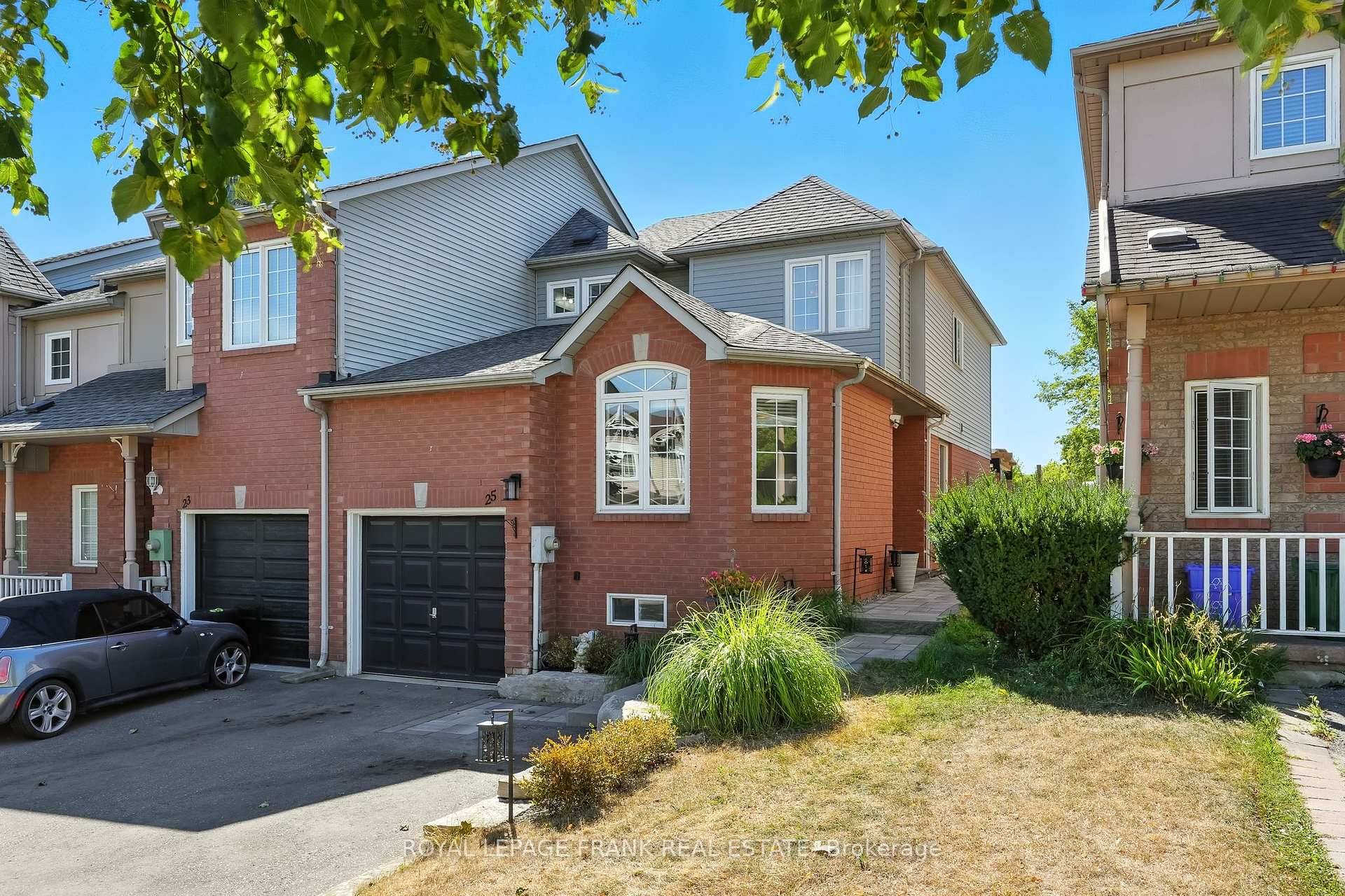 Welcome to 25 Trewin Lane in Bowmanville !