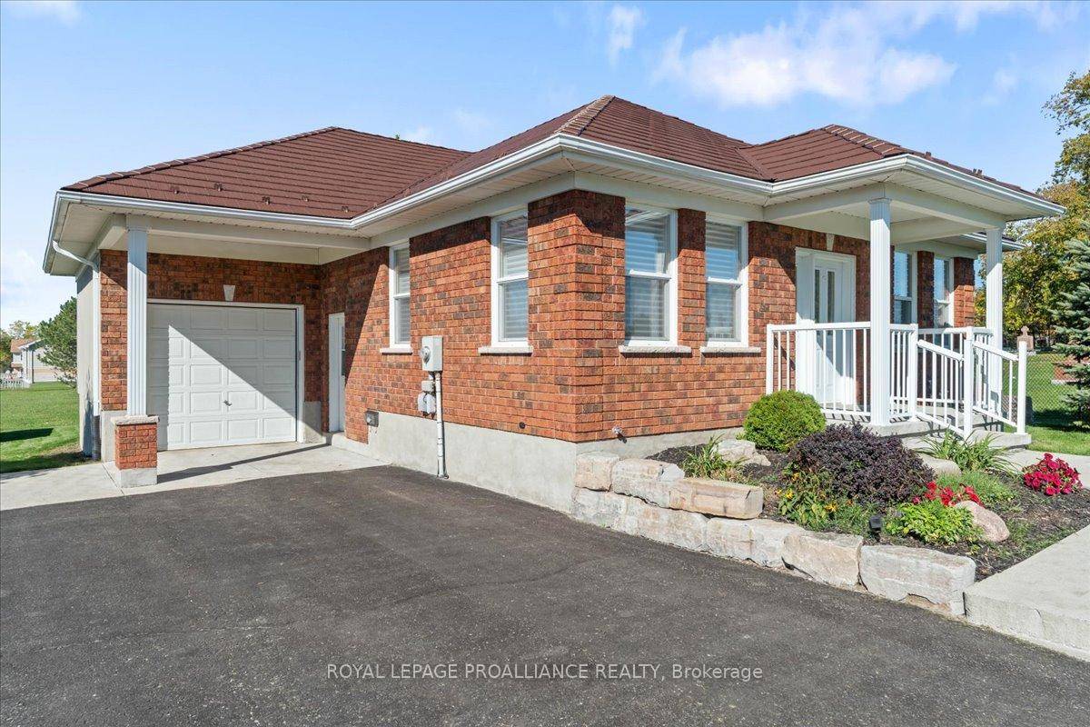 Welcome to your Custom Built Immaculate Dream Home !