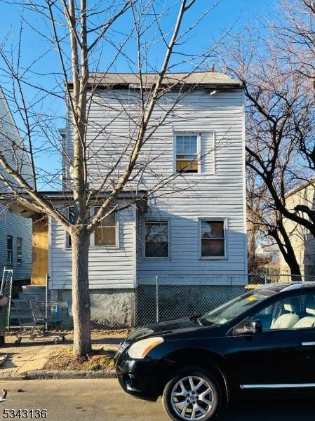 BACK ON THE MARKET REVISED !