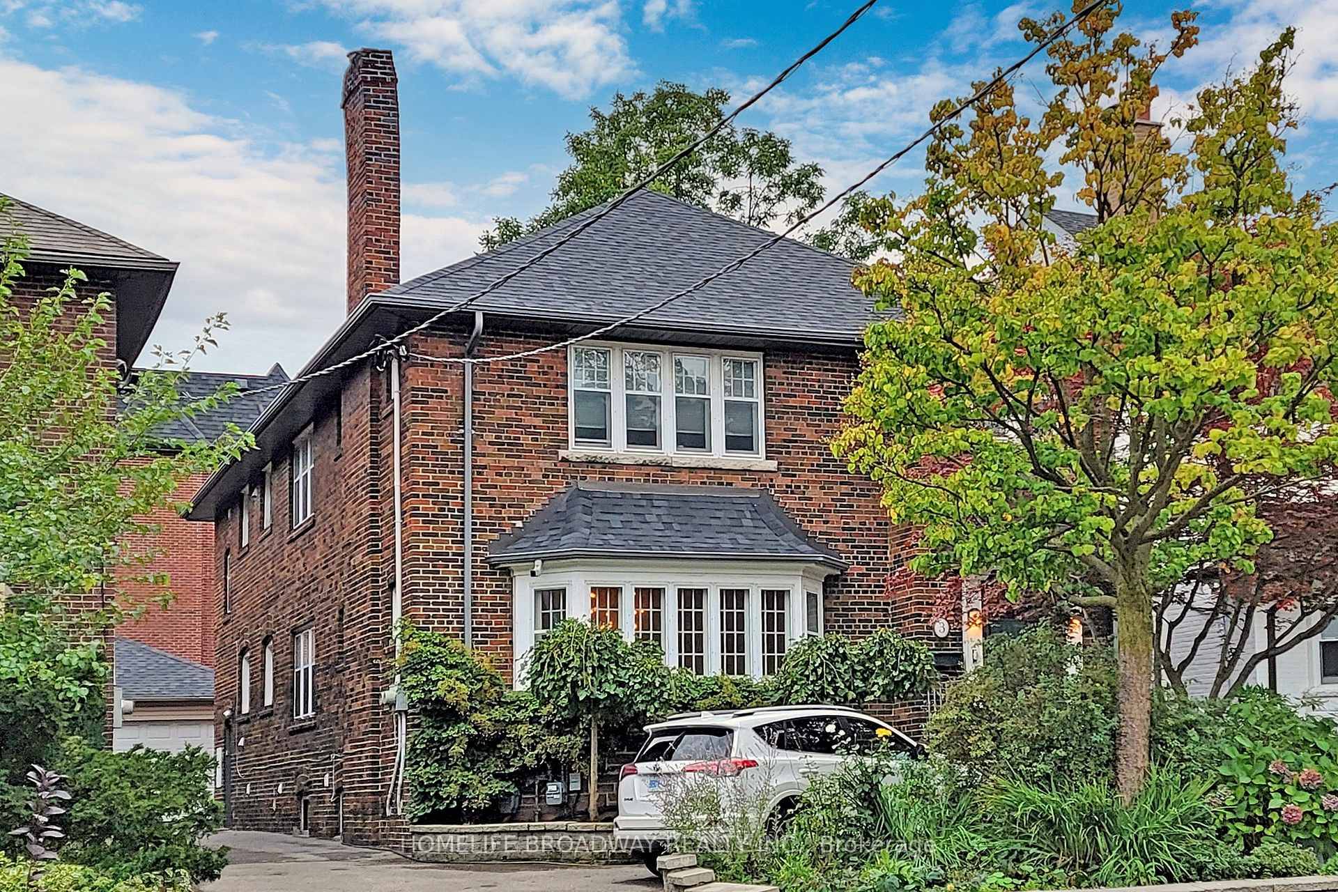 Bright Very Large 3 1 Bedroom In Forest Hill South.