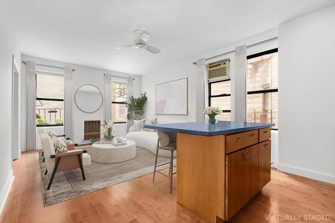 BACK ON THE MARKET ! LIVE IN THE HEART OF MORNINGSIDE HEIGHTS !