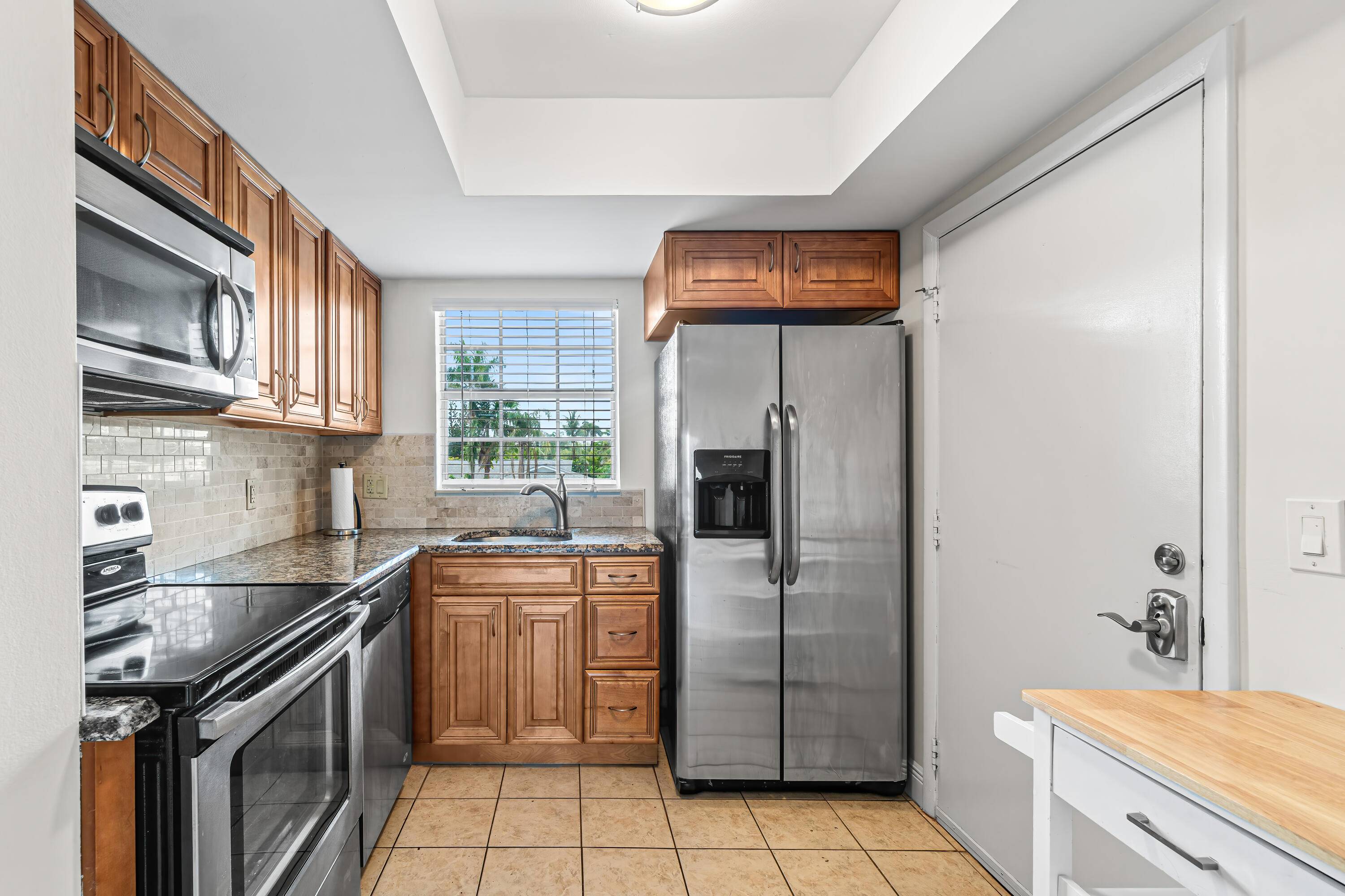 Waterfront Living at Its Best 2BR 2BA Condo with Stunning Intracoastal Views Welcome to easy coastal living in this beautifully maintained 2 bedroom, 2 bath condo, offering breathtaking Intracoastal views ...