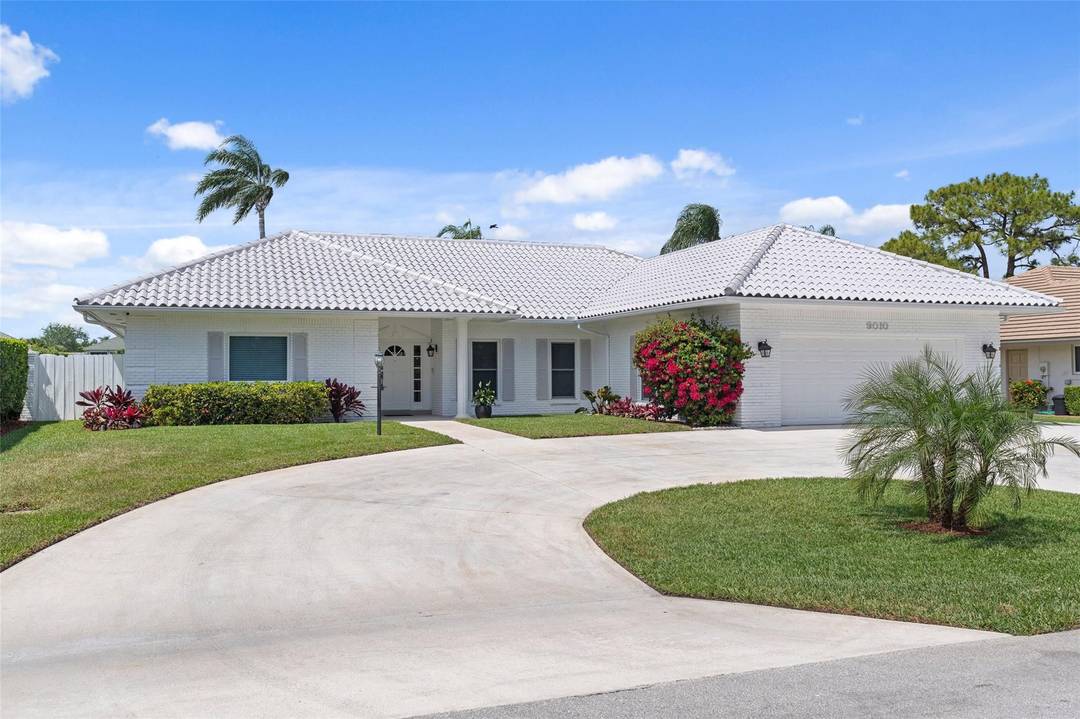 Fully furnished turnkey home offers the perfect Florida retreat.