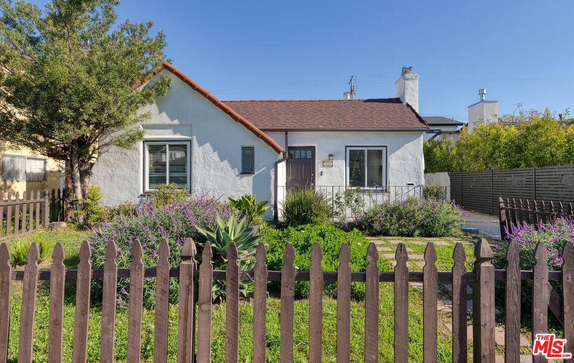 3652   Kelton Ave 2BR La