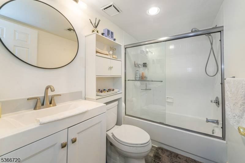 Welcome to 19 Crystal Lane Your Private Retreat in Garret Heights !