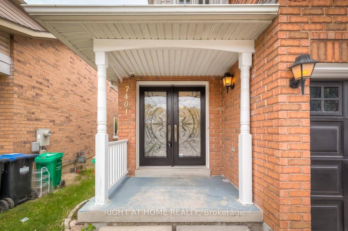Client RemarksYou Have To See This Immaculate Unit.
