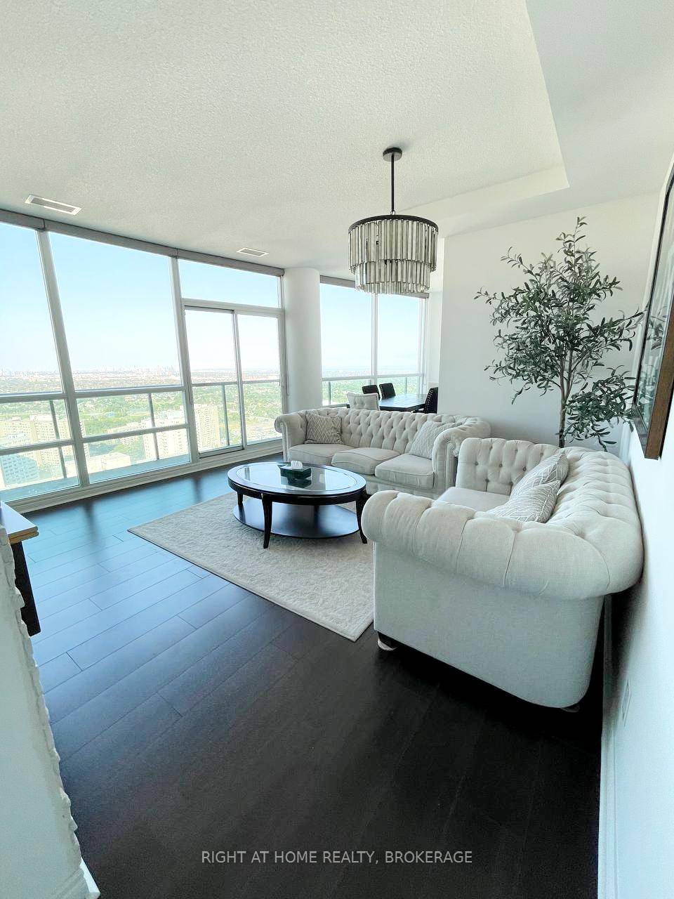 Spacious two bedroom, two bathroom condominium located in a well managed building near Square One, the GO Station, and Mississauga CityCentre.