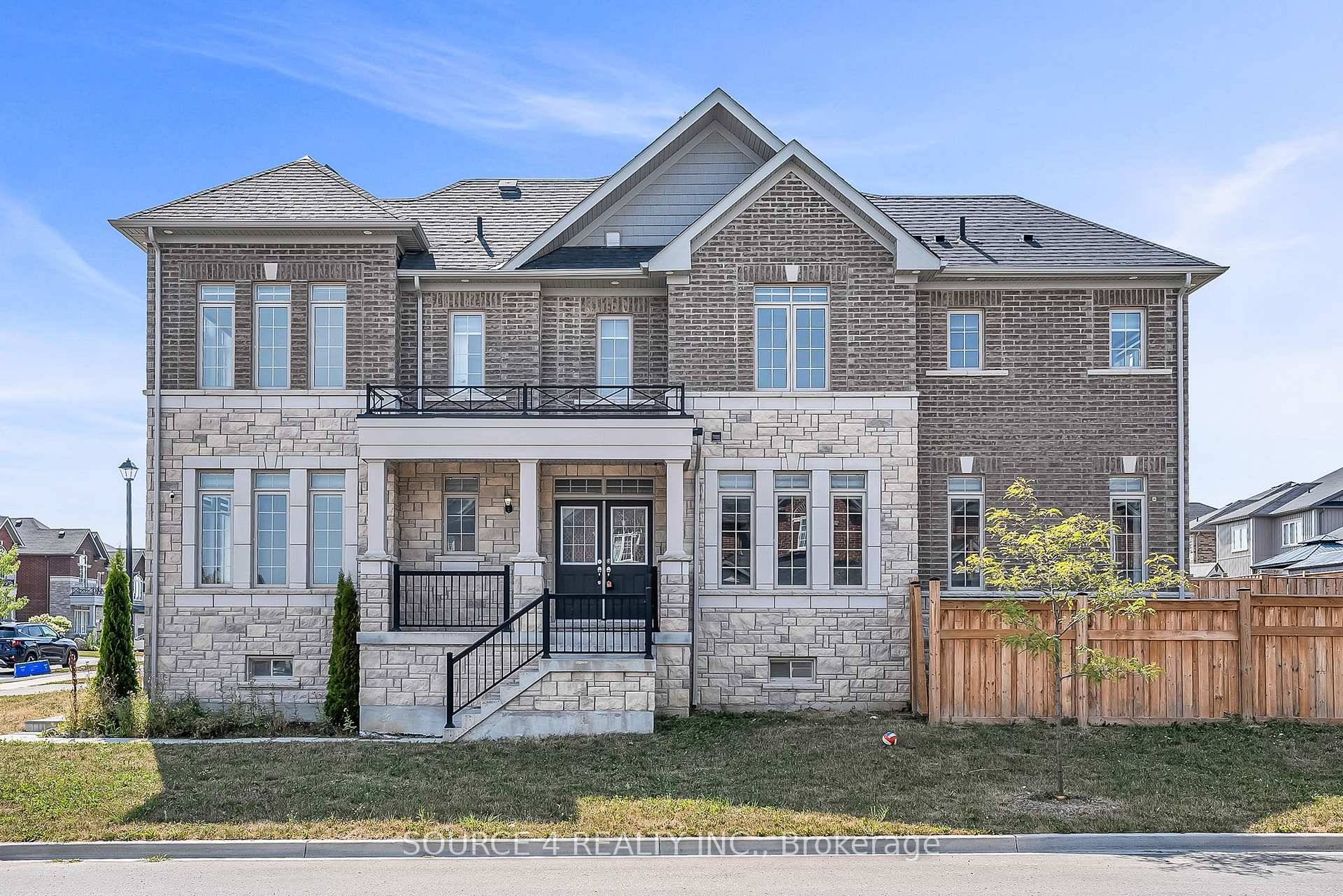 Welcome To 30 Northhill Avenue !