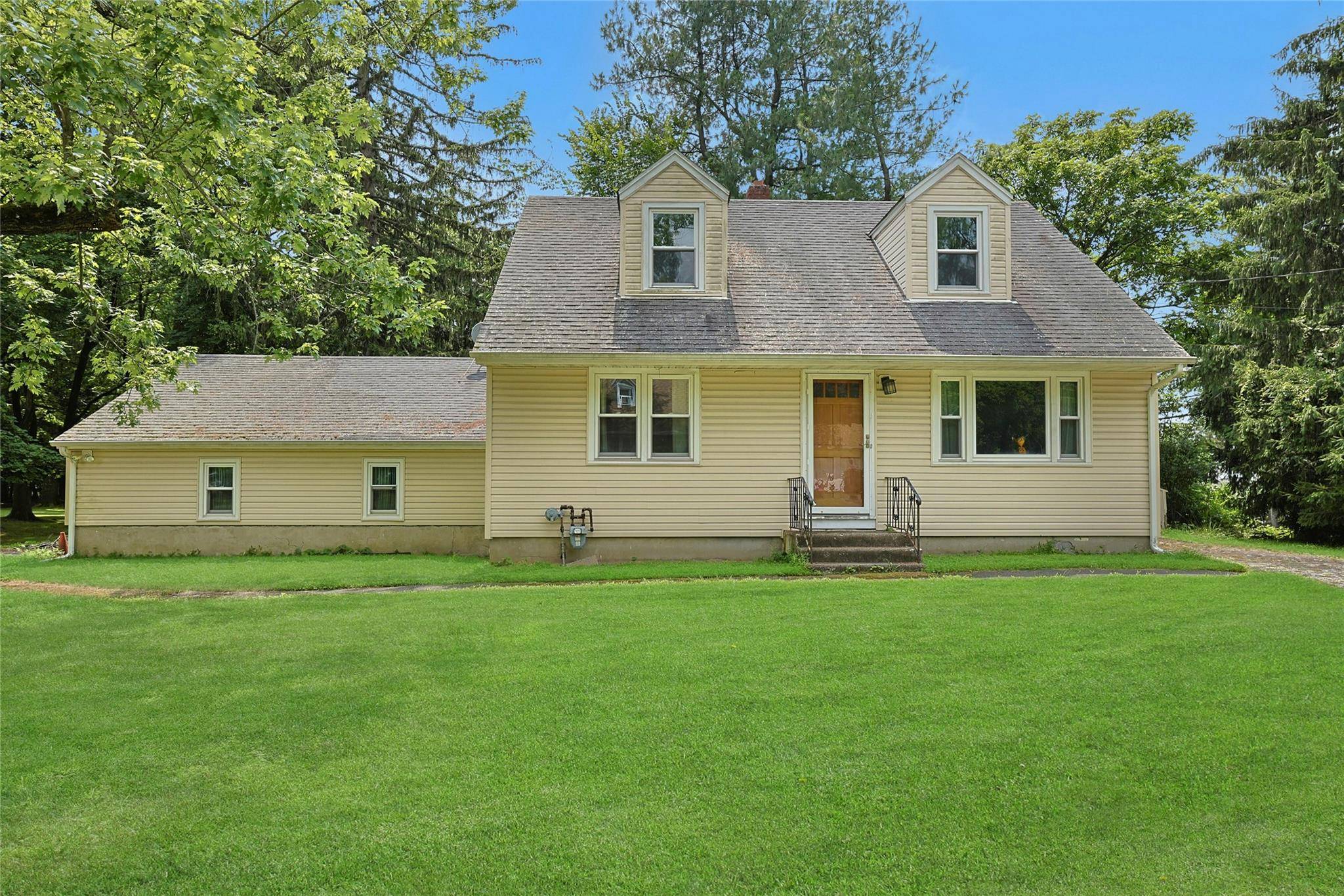 MONSEY, NY Discover the Possibilities !