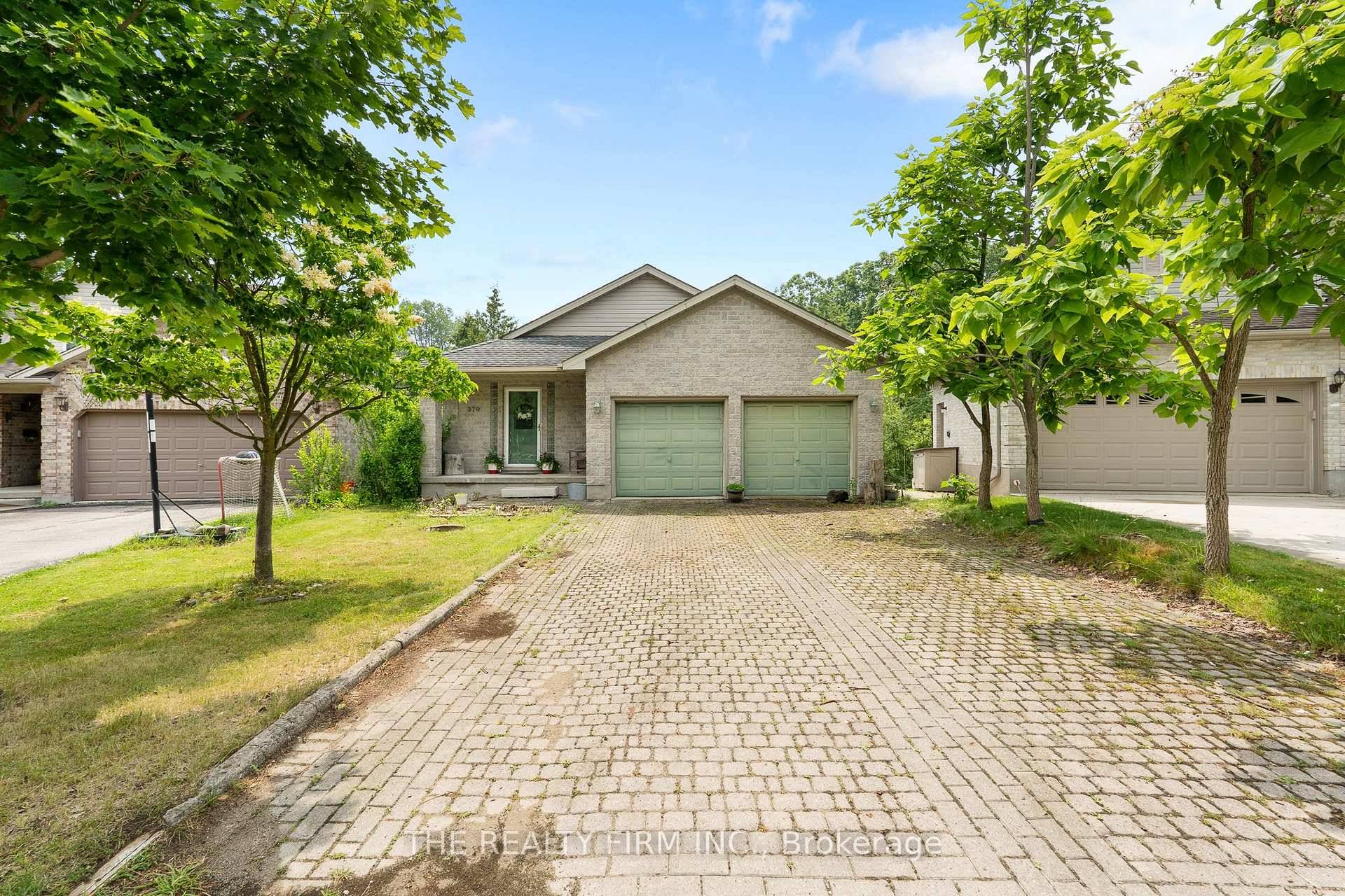 This lovingly cared for 5 level brick back split is hitting the market for the first time in over 25 years and its easy to see why it was held ...