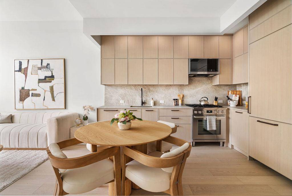 Welcome to Residence 4H at The Slope on Fifth, a stunning one bedroom, one bathroom condominium that offers an unparalleled living experience in the iconic Park Slope, Brooklyn.