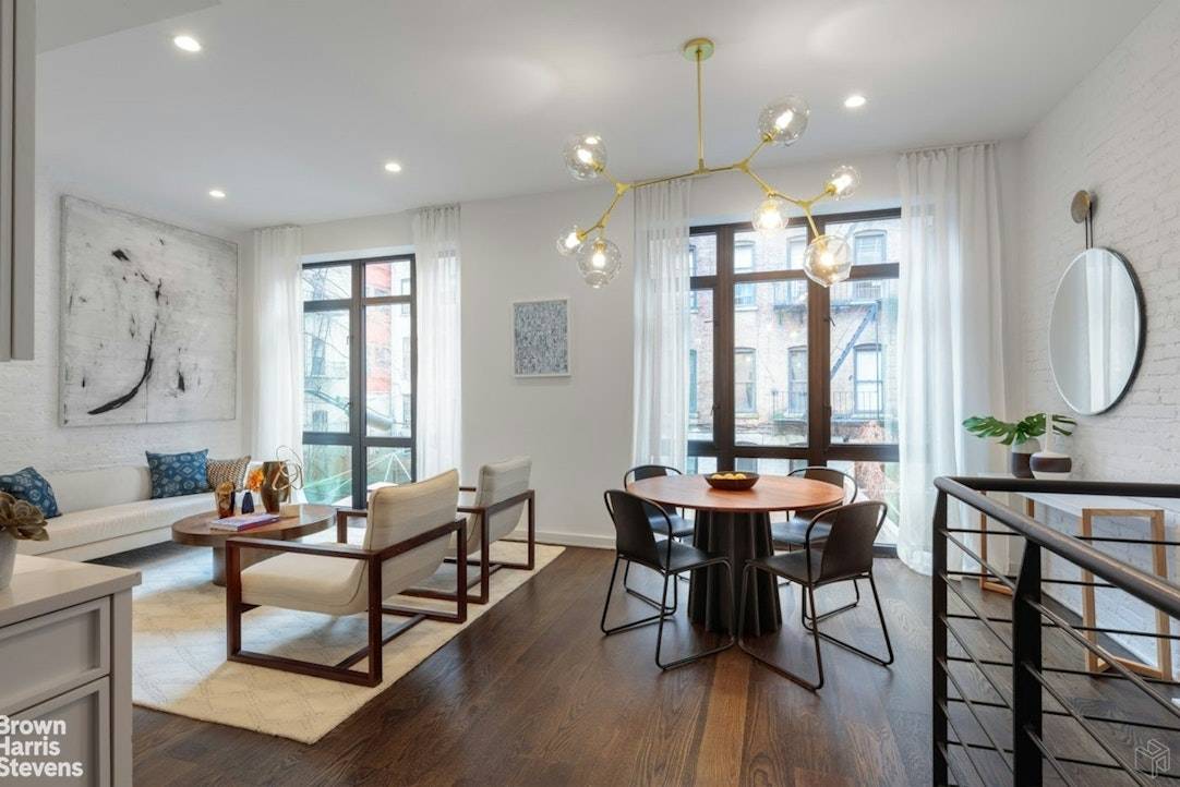 Live the Dream in This Luxurious Hamilton Heights Duplex with Private Backyard !