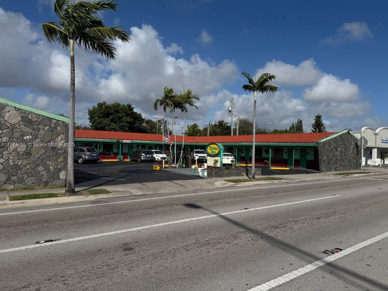 Prime Turn Key 20 Room Hotel in Hollywood, FL Exceptional Investment Opportunity Located in the vibrant city of Hollywood, FL, this fully operational 20 room hotel at 1290 S Federal ...