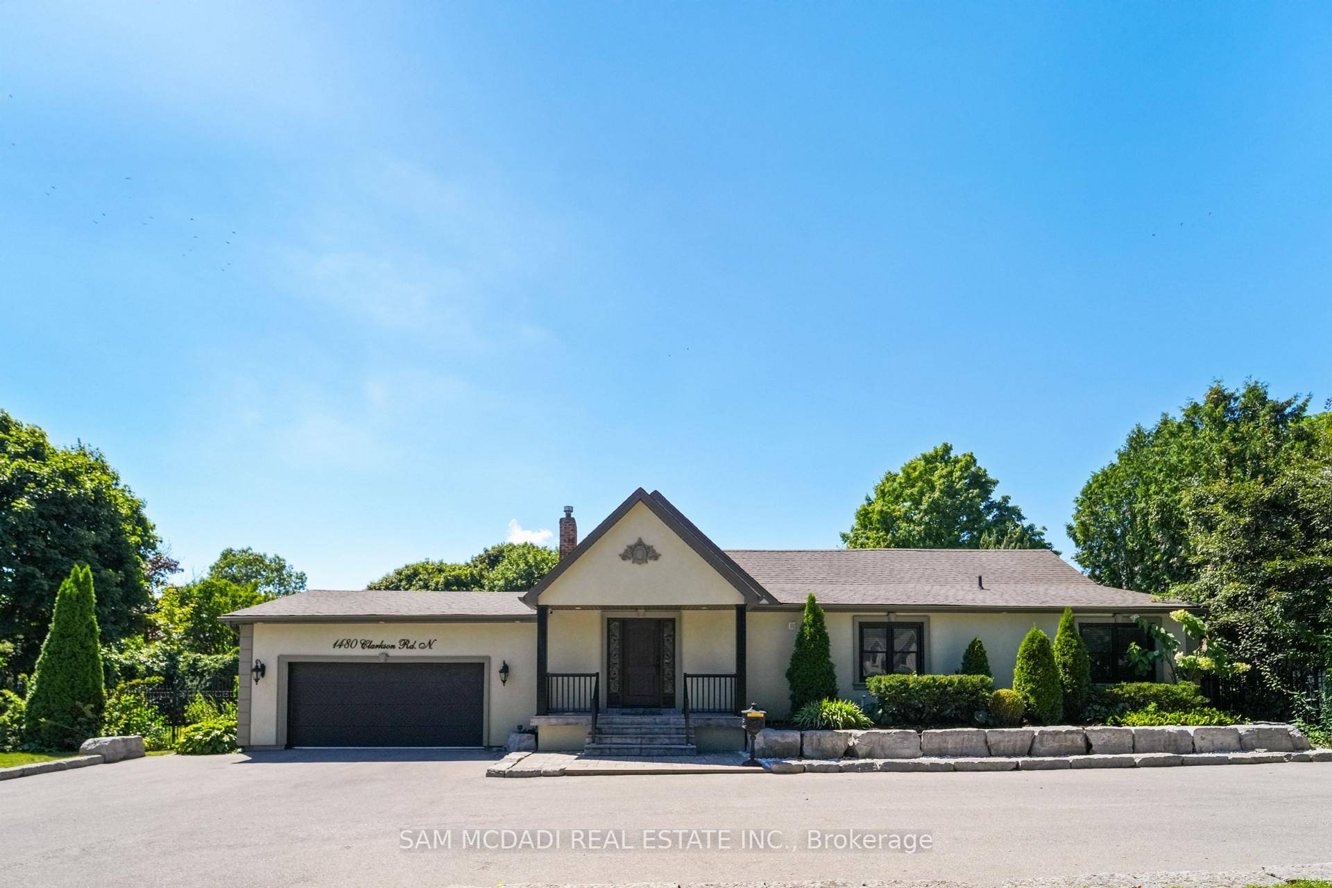 Step Into A Rarely Offered 3 Bdrm Custom Bungalow In The Prestigious Lorne Park School District, Where Vaulted Ceilings, Sun Filled Spaces amp ; A Backyard Oasis Create The Perfect ...