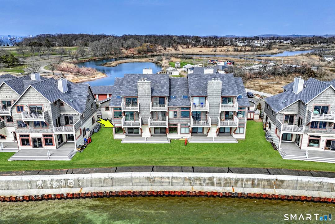 Discover this amazing coastal retreat in fabulous Shell Beach !