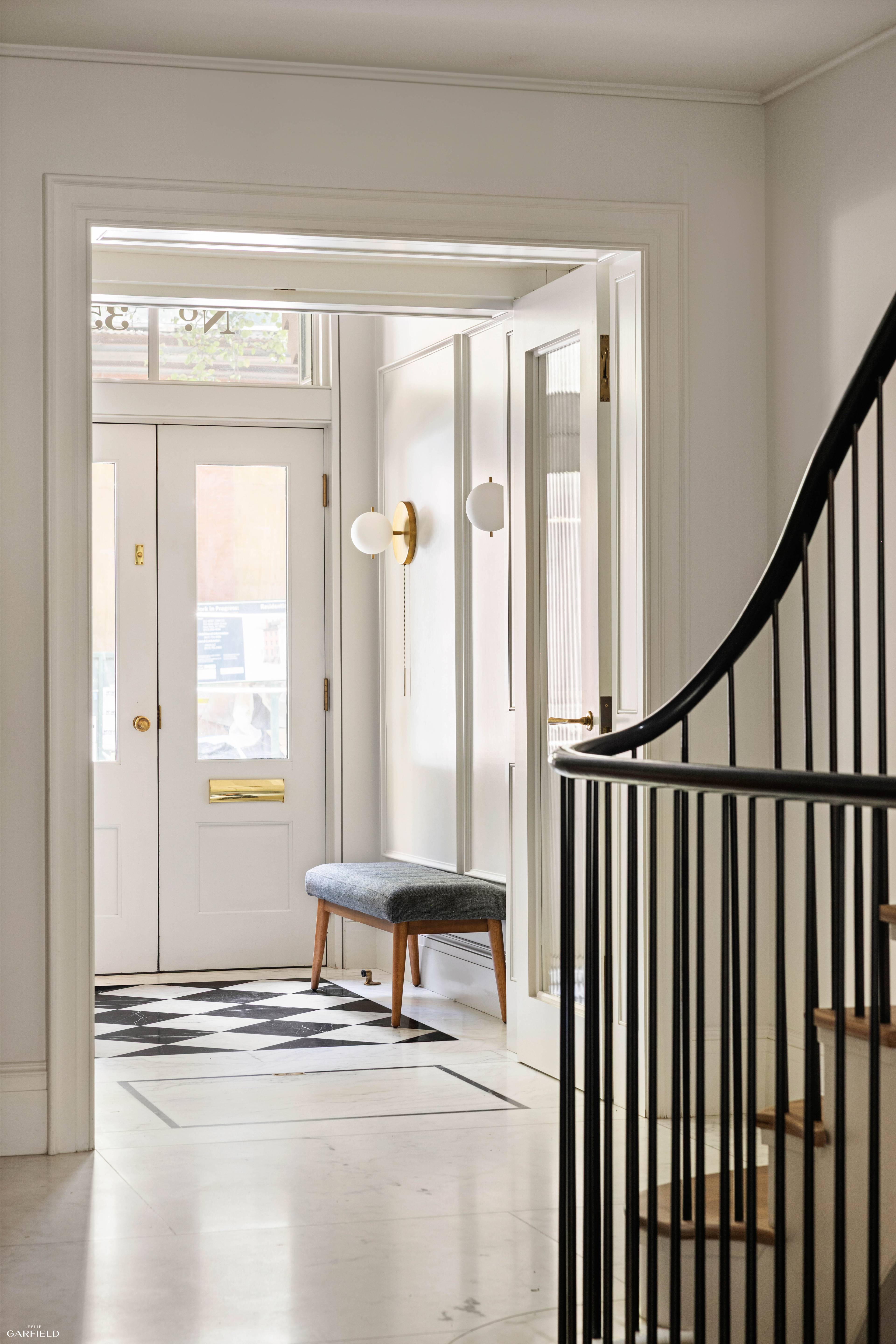 This mint condition single family townhouse is perfectly positioned on a prime, tree lined Chelsea block, bordered on all sides by charming low rise townhouses, offering both privacy and serenity ...
